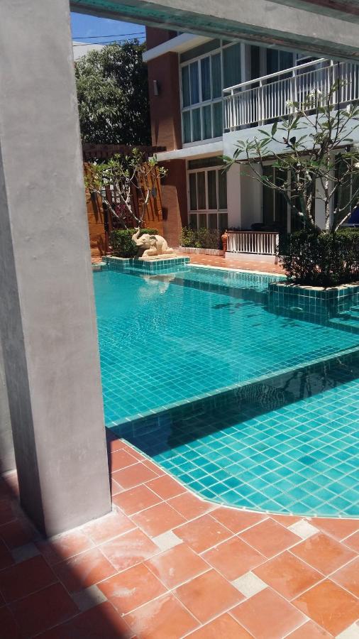 Leilighetshoteller Arisara Place